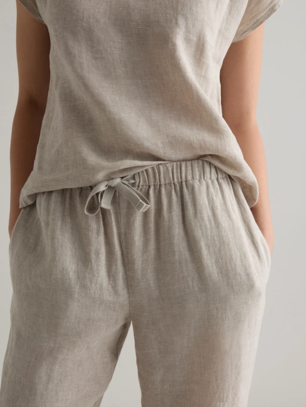 Quince Linen Pajama Set - Relaxed Short Sleeve Top & Wide Leg Pants - Picture 5 of 15